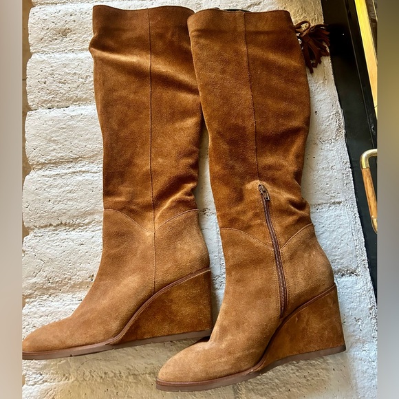Antonia Melani Suede Boots - Picture 1 of 6